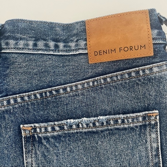 NWT Denim Forum The Ex Boyfriend Shorts from Aritzia - Picture 4 of 10